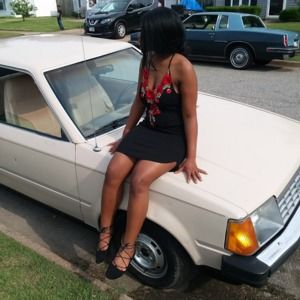 Meet your Posher, Tiny